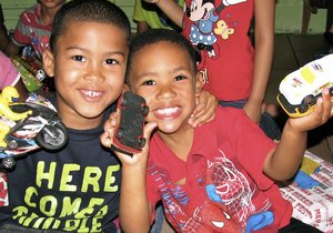 Skoenbokse vol Vreugde